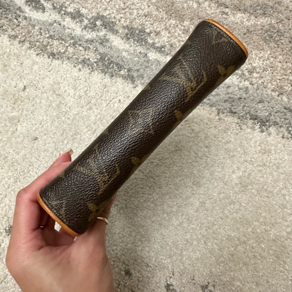 Louis Vuitton Florentine Belt Bag With Strap - Picture 5 of 13